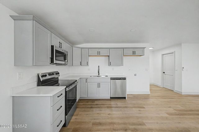 1514 E Lind Road, Tucson, AZ 85719