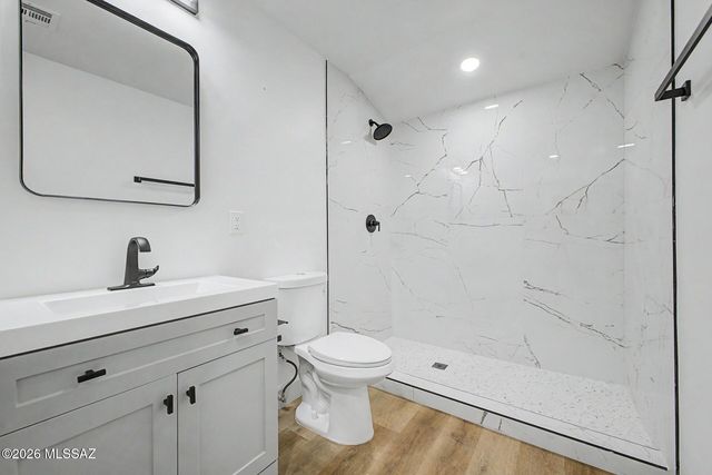 1514 E Lind Road, Tucson, AZ 85719