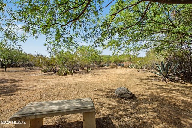1514 E Lind Road, Tucson, AZ 85719