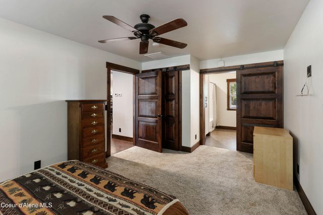 399 Forest Knolls Dr, Sandpoint, ID 83864