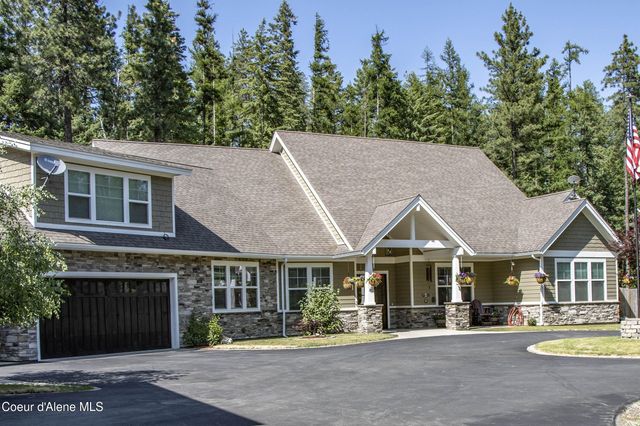 399 Forest Knolls Dr, Sandpoint, ID 83864