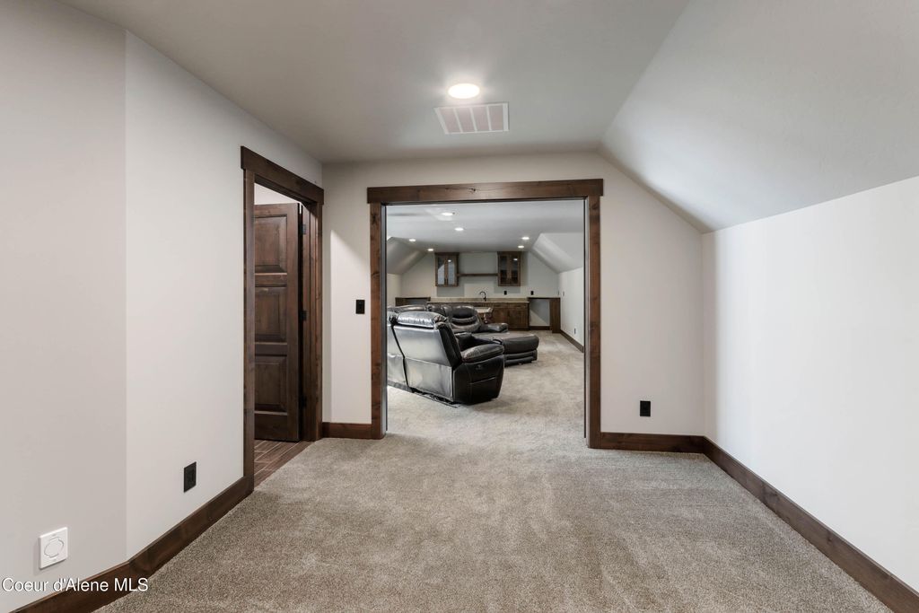 399 Forest Knolls Dr, Sandpoint, ID 83864 photo 46