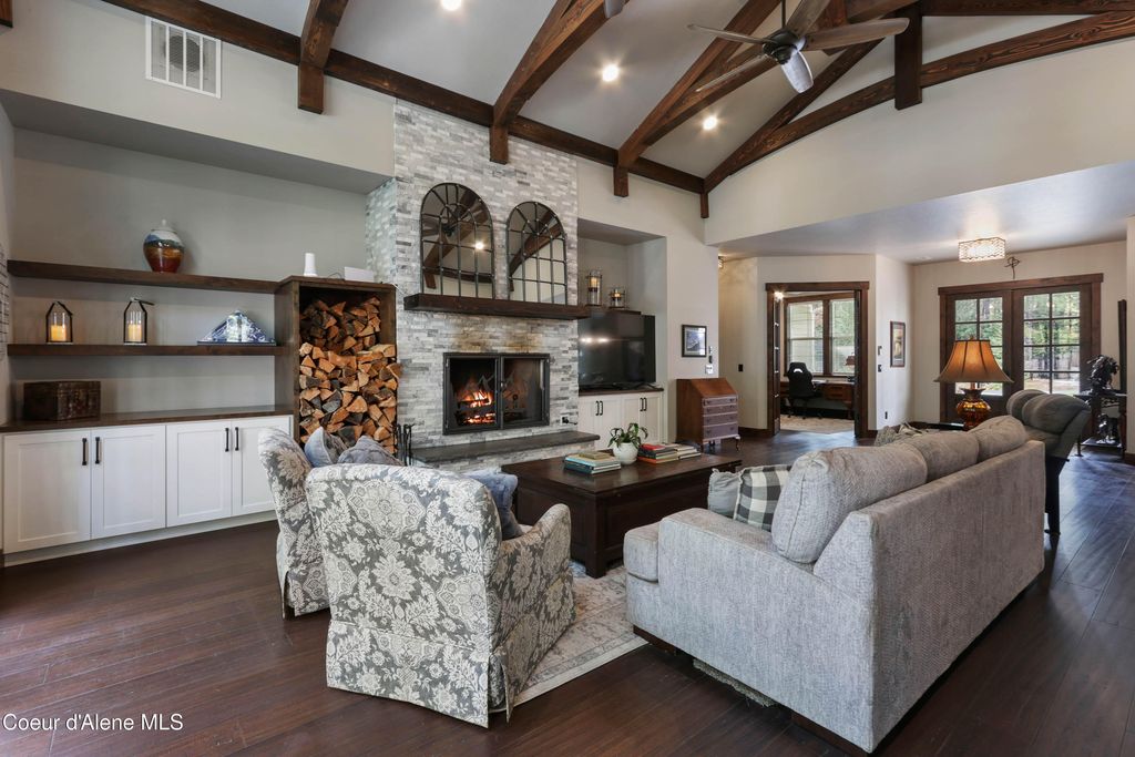 399 Forest Knolls Dr, Sandpoint, ID 83864 photo 8