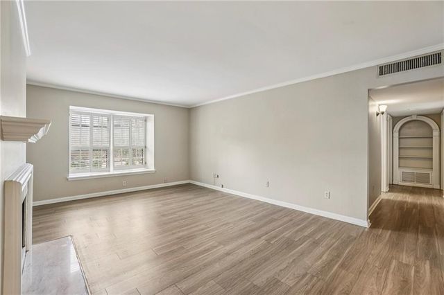 103 La Rue NW Place, Atlanta, GA 30327