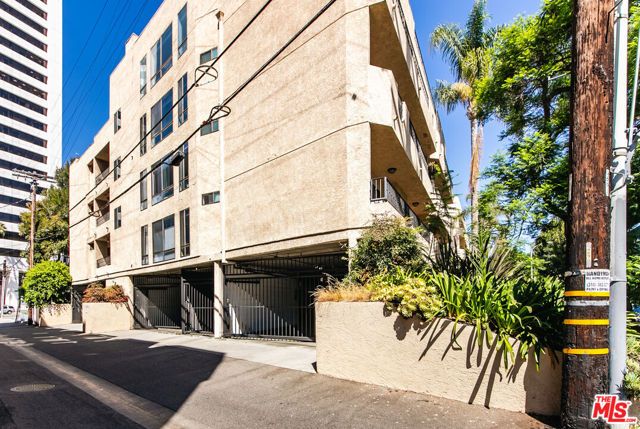 1633 S Bentley Avenue 102, Los Angeles, CA 90025