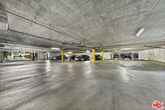 1633 S Bentley Avenue 102, Los Angeles, CA 90025