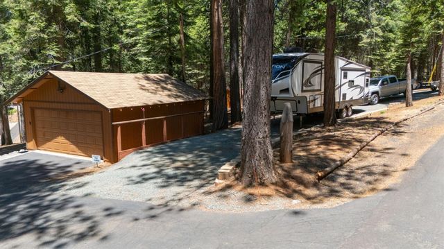 18500 W Inspiration Dr, Pioneer, CA 95666