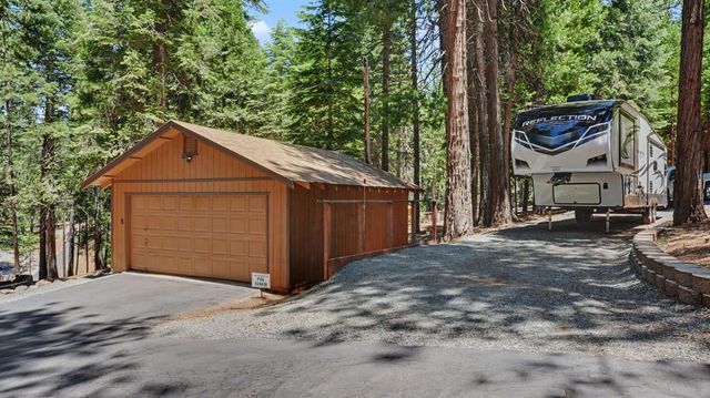 18500 W Inspiration Dr, Pioneer, CA 95666