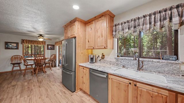 18500 W Inspiration Dr, Pioneer, CA 95666