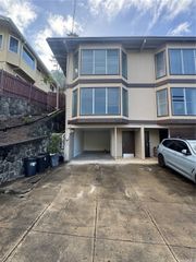 1983 10TH Avenue, Honolulu, HI 96816