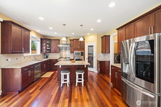 12910 194th Avenue Ct E, Bonney Lake, WA 98391