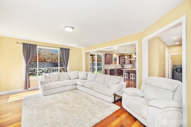 12910 194th Avenue Ct E, Bonney Lake, WA 98391