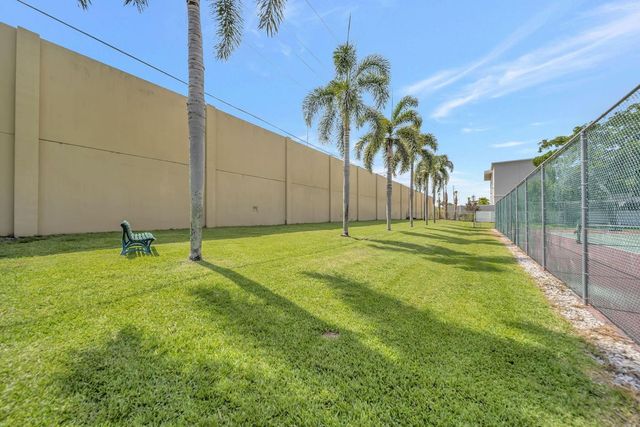 15305 SUMMER LAKE Drive, Delray Beach, FL 33446
