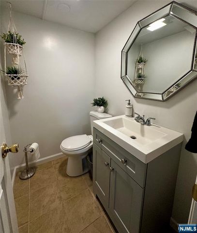 650 Union Avenue, Kenilworth, NJ 07033