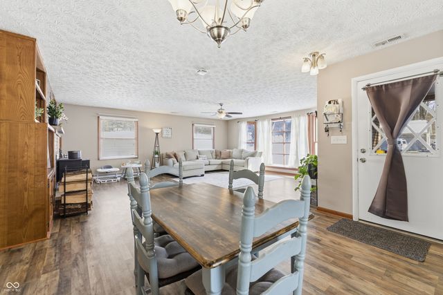 4476 E Rembrandt Drive, Martinsville, IN 46151