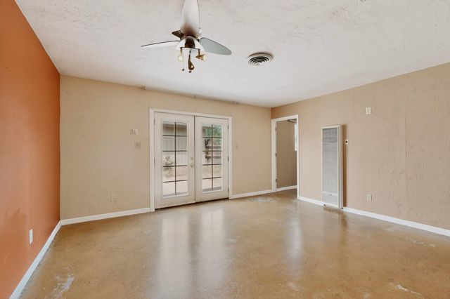 2535 Margaret Drive, Bosque Farms, NM 87068