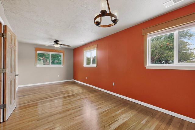 2535 Margaret Drive, Bosque Farms, NM 87068