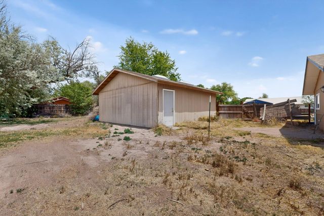 2535 Margaret Drive, Bosque Farms, NM 87068