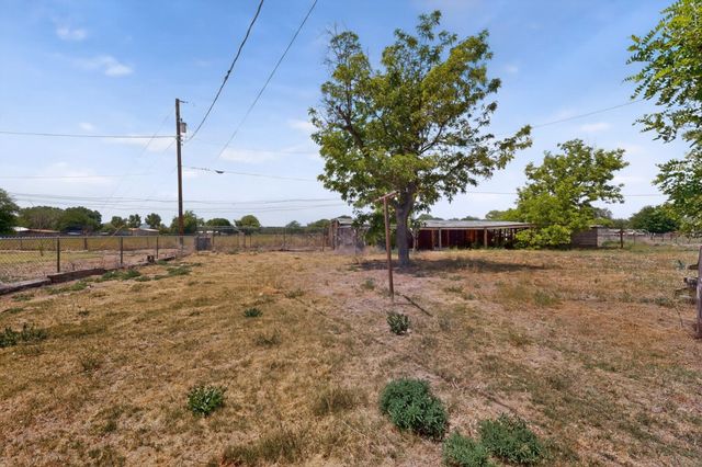 2535 Margaret Drive, Bosque Farms, NM 87068