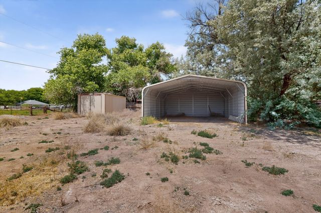 2535 Margaret Drive, Bosque Farms, NM 87068