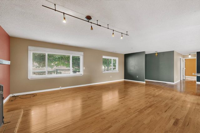 2535 Margaret Drive, Bosque Farms, NM 87068