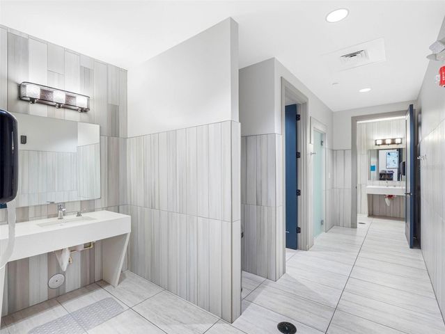 29800 ANAND VIHAR DRIVE, Wesley Chapel, FL 33543