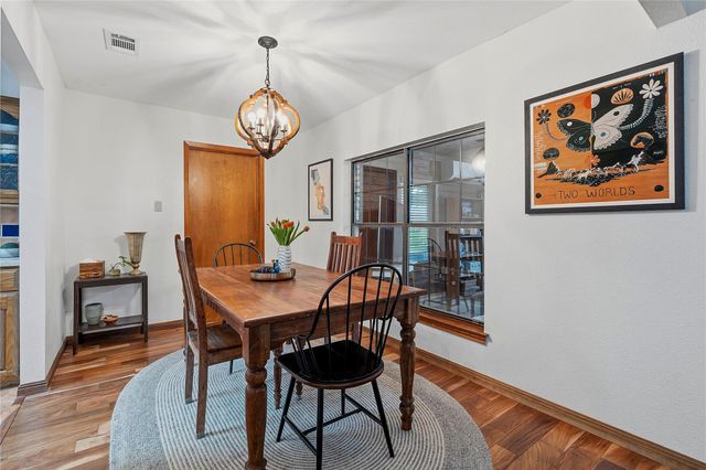203 Leisurewoods DR, Buda, TX 78610