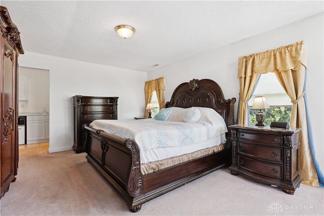 9132 State Route 730, Clarksville, OH 45113