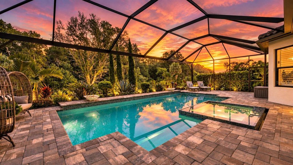 Image 13 of property listing at 4607 TRENTO PLACE, Bradenton, FL 34211