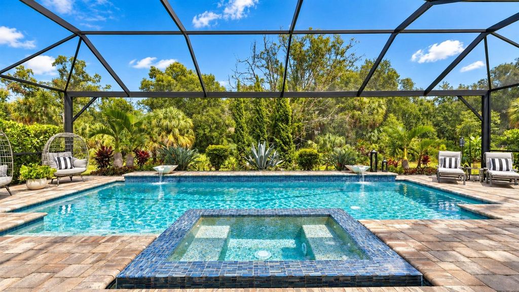 Image 3 of property listing at 4607 TRENTO PLACE, Bradenton, FL 34211