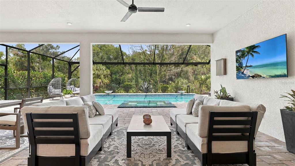 Image 54 of property listing at 4607 TRENTO PLACE, Bradenton, FL 34211