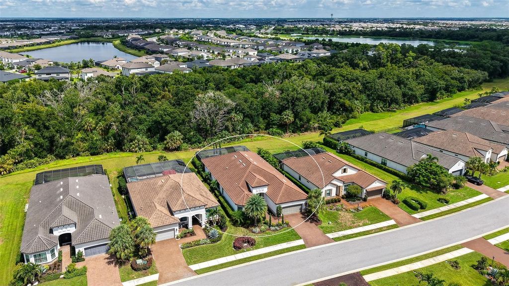 Image 57 of property listing at 4607 TRENTO PLACE, Bradenton, FL 34211