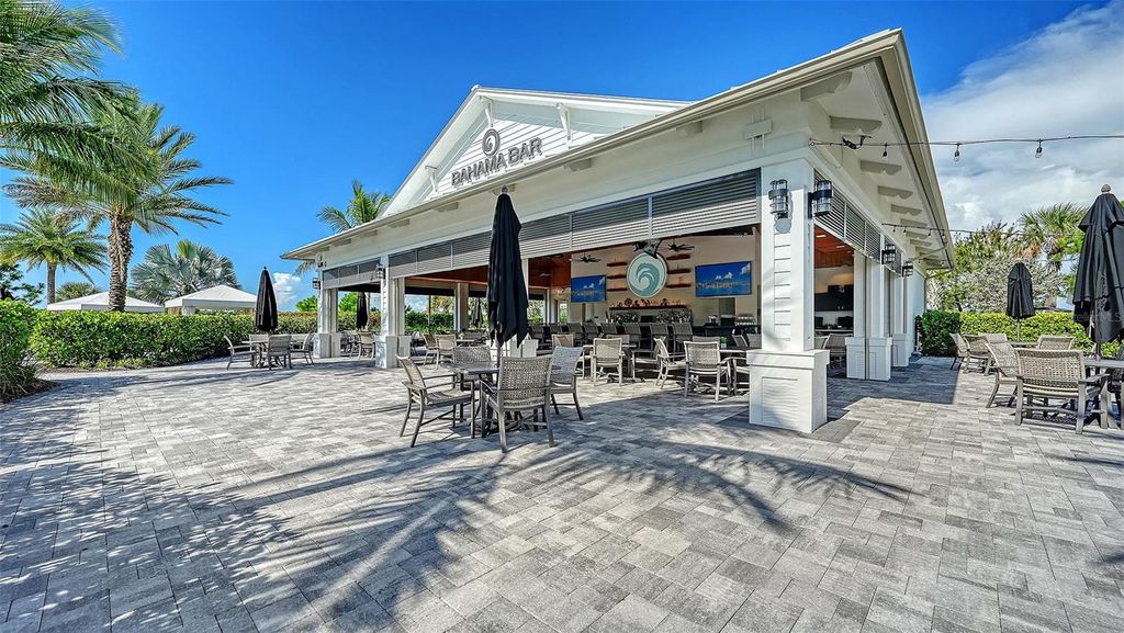 Image 72 of property listing at 4607 TRENTO PLACE, Bradenton, FL 34211