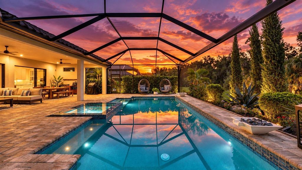 Image 9 of property listing at 4607 TRENTO PLACE, Bradenton, FL 34211