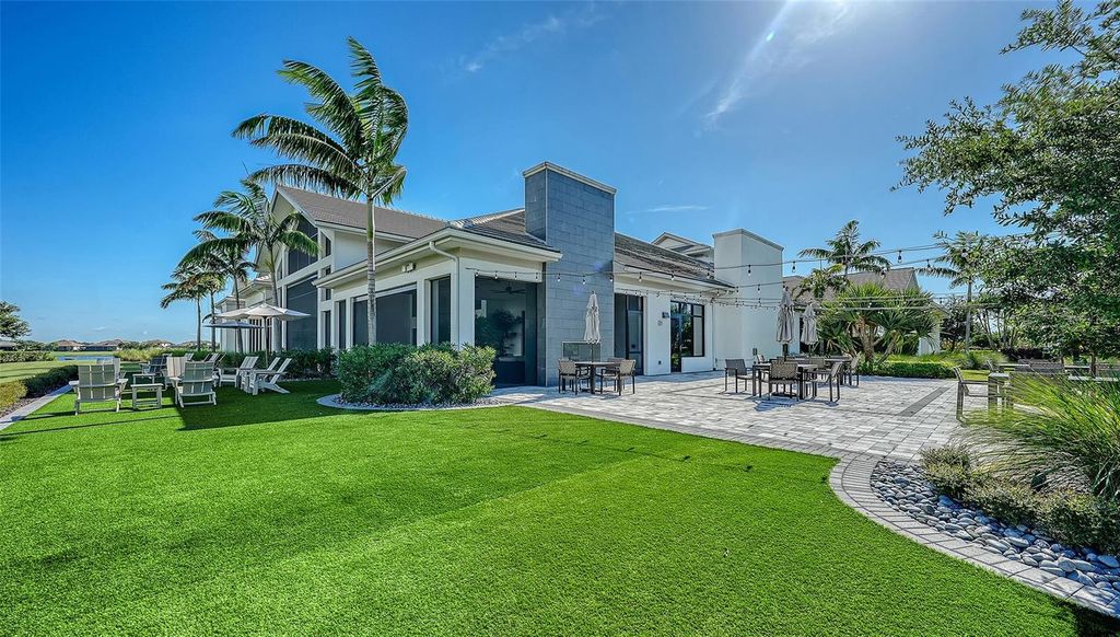 Image 94 of property listing at 4607 TRENTO PLACE, Bradenton, FL 34211