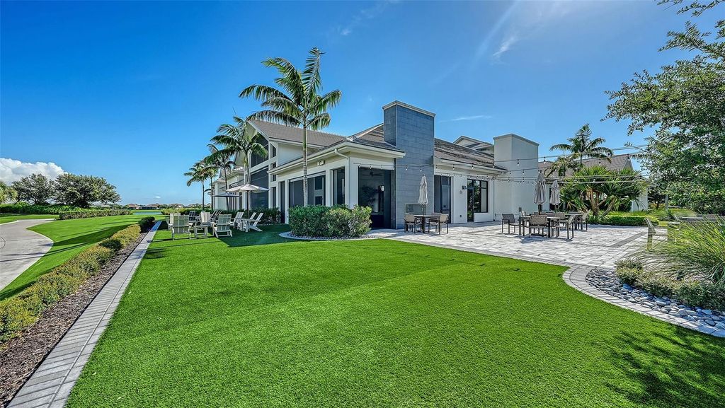 Image 95 of property listing at 4607 TRENTO PLACE, Bradenton, FL 34211