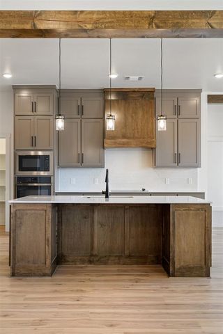 24237 Western Avenue, Washington, OK 73093