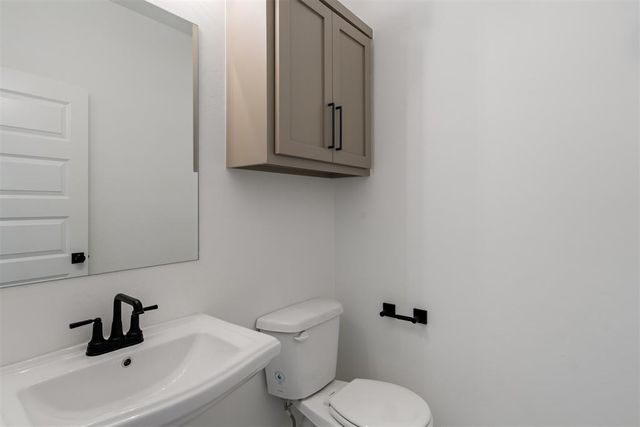 24237 Western Avenue, Washington, OK 73093