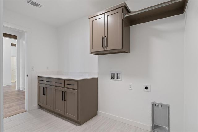 24237 Western Avenue, Washington, OK 73093