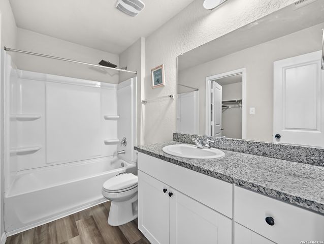 7707 Nopalitos Cove, San Antonio, TX 78239