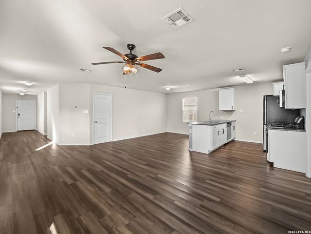 7707 Nopalitos Cove, San Antonio, TX 78239