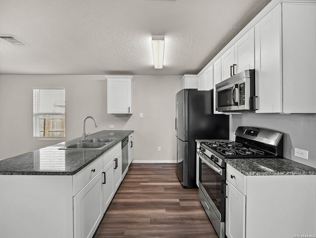 7707 Nopalitos Cove, San Antonio, TX 78239