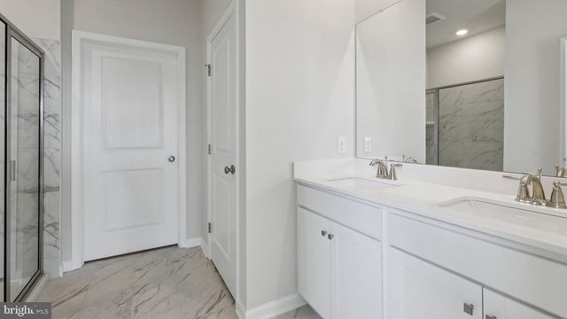 126 WINDING RD, Forks Township, PA 18040