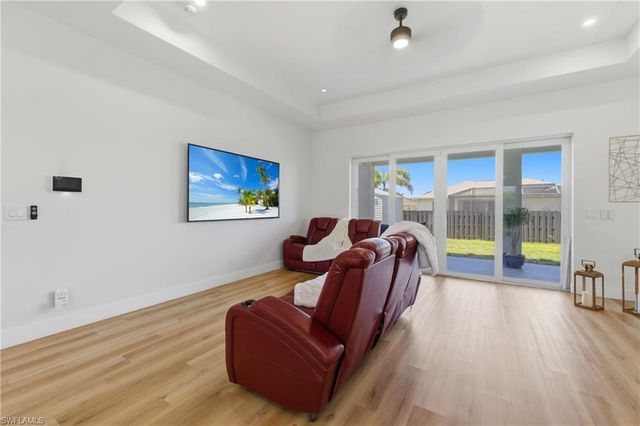 3046 NW 2nd PL, Cape Coral, FL 33993