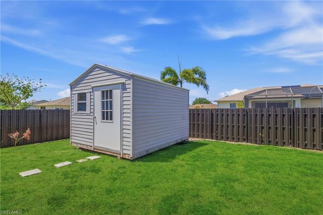 3046 NW 2nd PL, Cape Coral, FL 33993