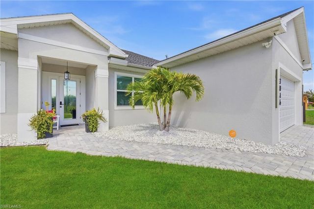 3046 NW 2nd PL, Cape Coral, FL 33993