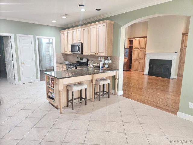 9848 Bent Brook Drive, Montgomery, AL 36117