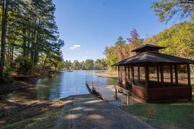 938 Blacksgate Road E, Prosperity, SC 29127