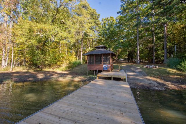 938 Blacksgate Road E, Prosperity, SC 29127