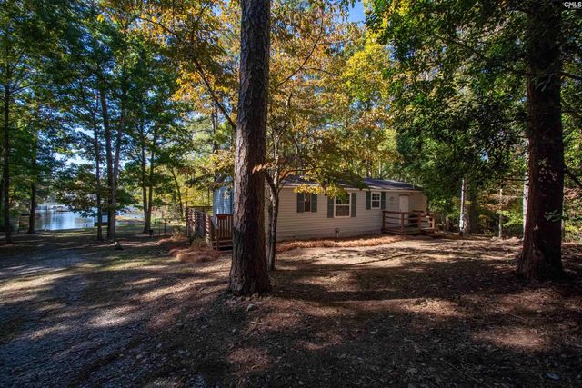 938 Blacksgate Road E, Prosperity, SC 29127